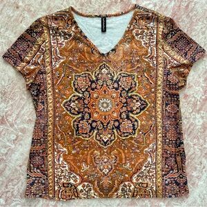 Vintage-Inspired V-Neck Short Sleeve Top